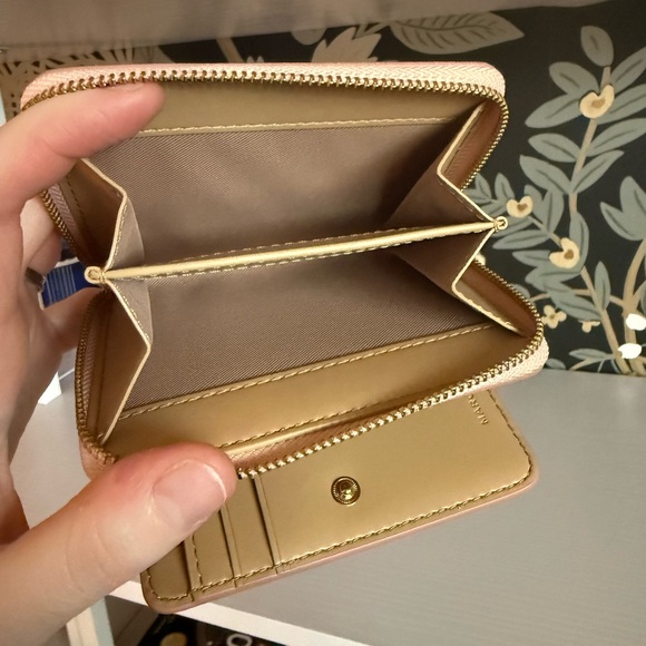 Marc Jacobs the mini compact wallet Rose Leather EUC - Picture 2 of 4